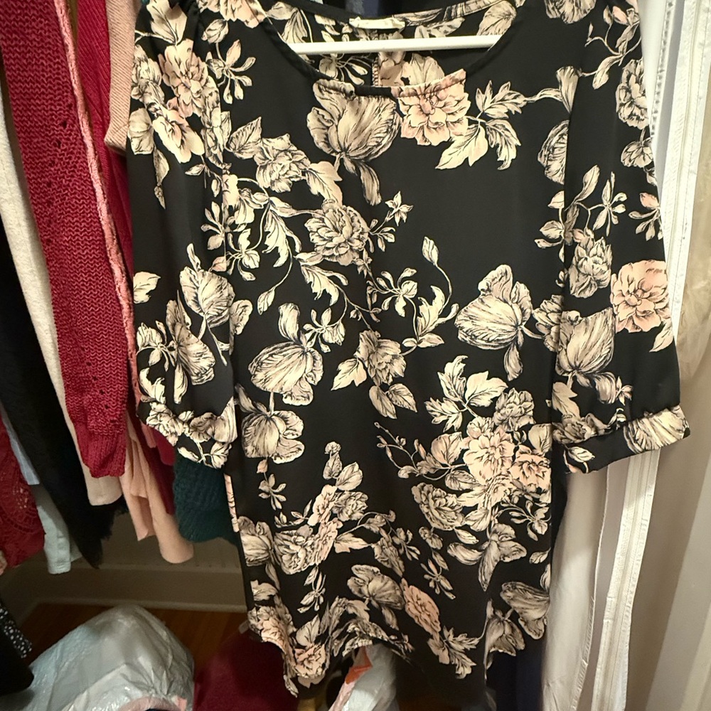 Floral Black and Cream Women's Top